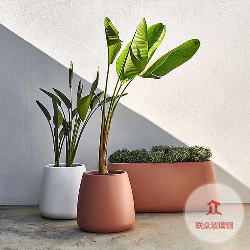 深圳玻璃鋼景觀雕塑是怎么做出來的呢？