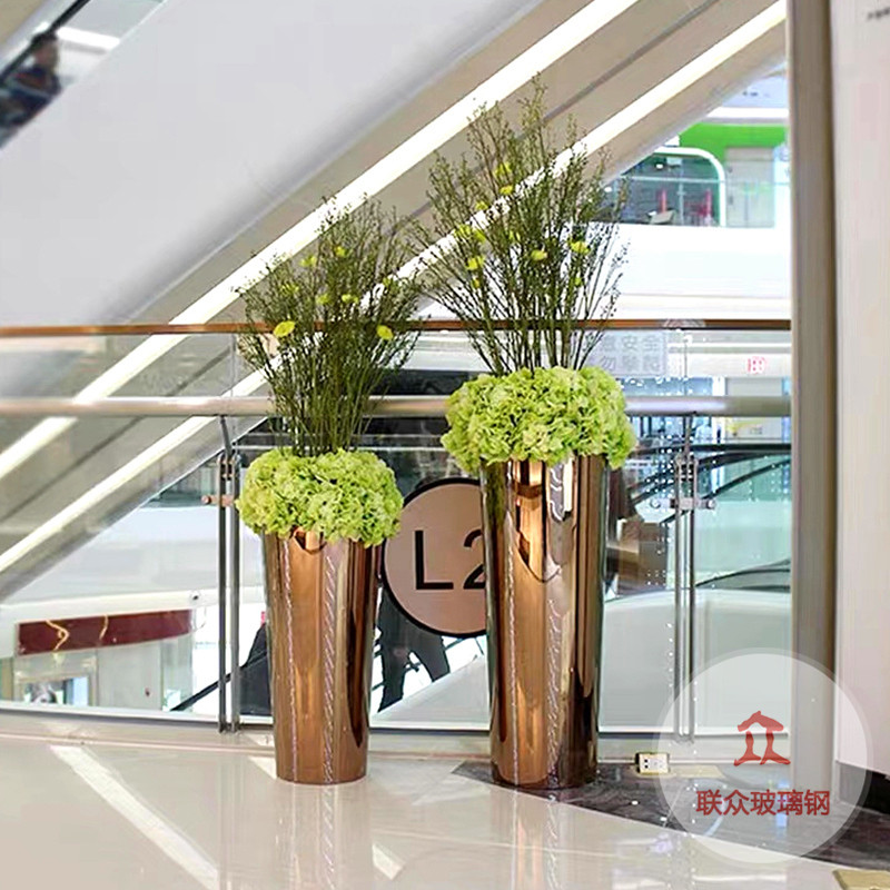 玻璃鋼雕塑產(chǎn)品對使用環(huán)境有要求嗎？